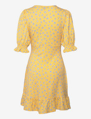 French Connection - PEONY-DORIA ECO PUFF SLV DRESS - korta klänningar - golden glaze multi - 2