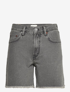 PIPER ORGNIC DNM BOYFRND SHRTS - jeansshorts - washed black