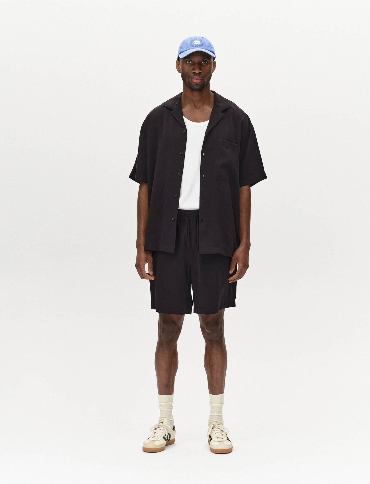 Gabba Jens Over Resort Yari Ss, S, Black, Skjorter > Kortærmede Shirts, Herre