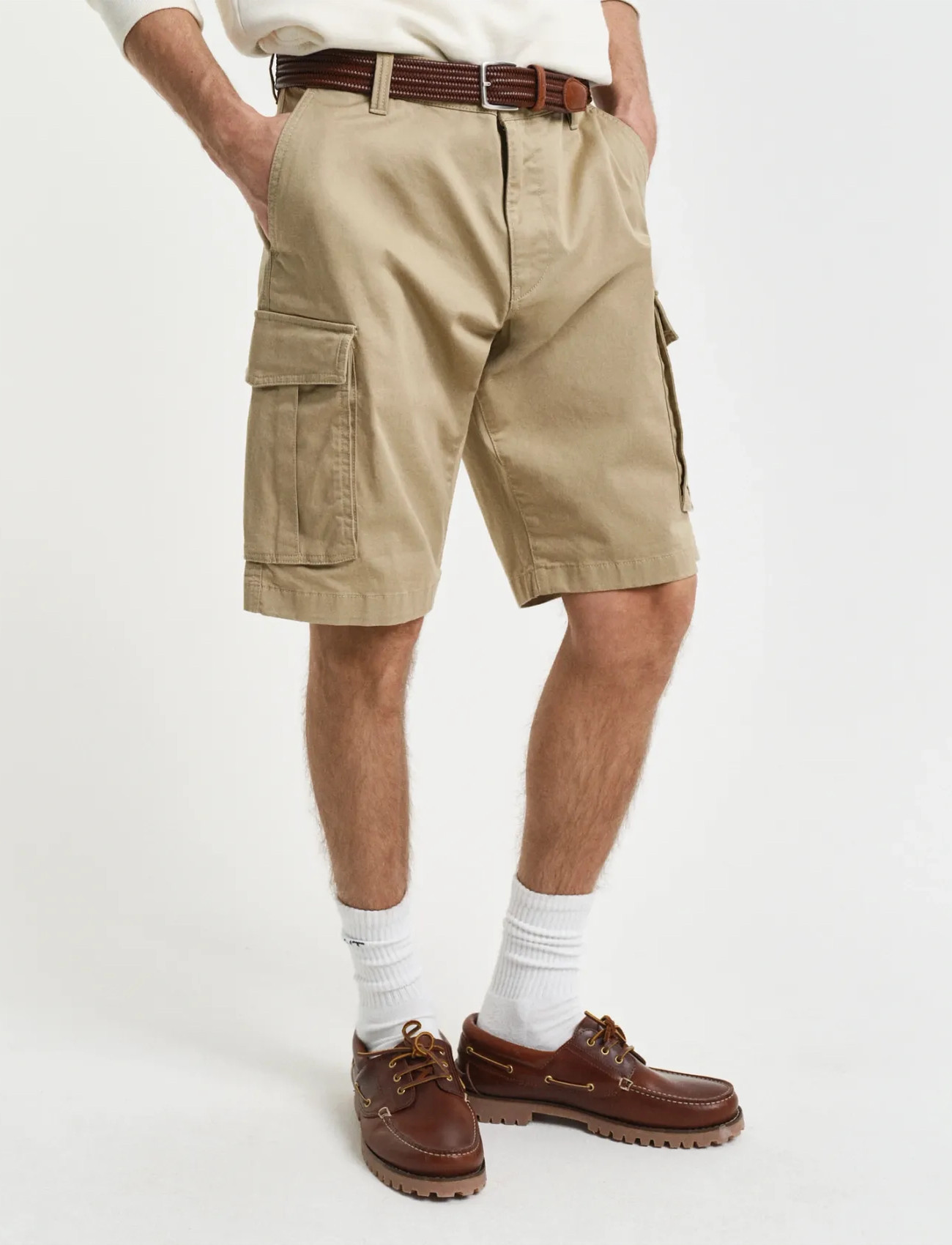 GANT Relaxed Twill Cargo Shorts, 31, Beige, Shorts > Cargo Shorts, Herre
