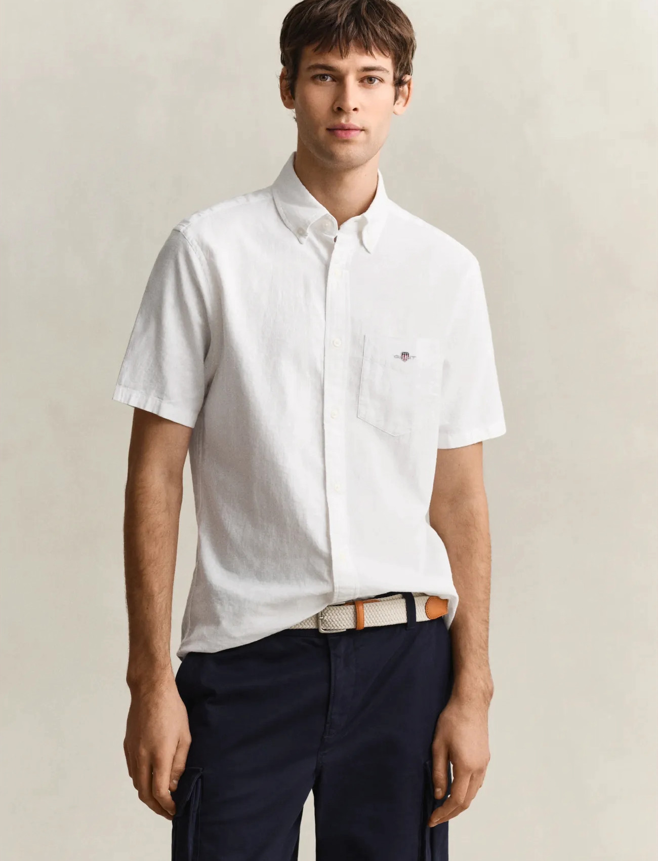 GANT Reg Cotton Linen Ss Shirt, L, White, Skjorter > Kortærmede Shirts, Herre