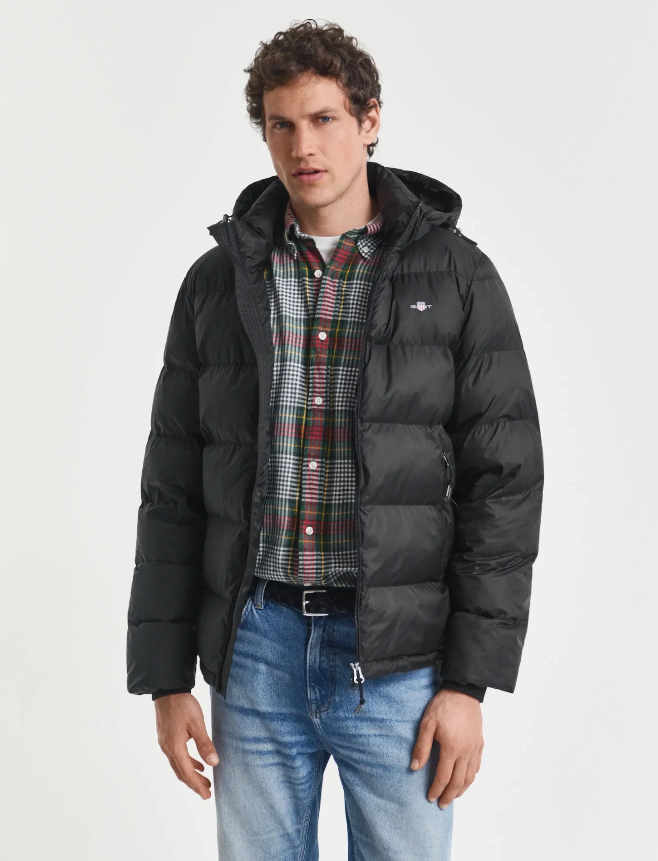 GANT Active Cloud Jacket, M, Black, Jakker > Vatterede Jakker, Herre