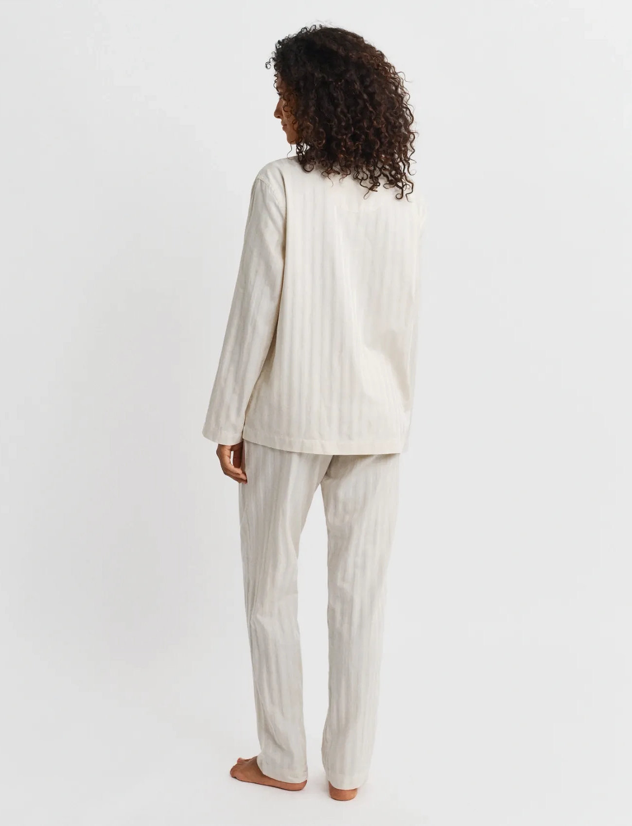 GANT Satin Stripe Pajama Set Gift Box, XL, Cream, Nat- Og Opholdstøj > Pyjamas (set), Dame