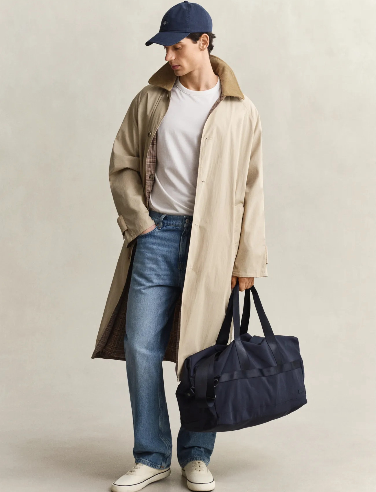 GANT Essential Duffle Bag, One Size, Navy, Sport Training Bags > Sport Gym Bags, Herre