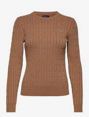 STRETCH COTTON CABLE C-NECK - ROASTED WALNUT