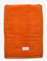 GANT - PREMIUM TOWEL 70X140 - bath towels - flame orange - 0
