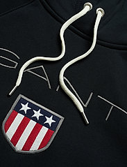 GANT - SHIELD HOODIE - hoodies - black - 2