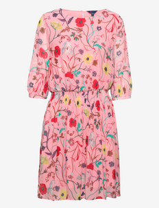 D2. WILD FLORAL BOATNECK DRESS - cocktail dresses - preppy pink