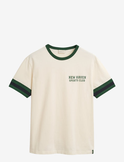 GRAPHIC T-SHIRT