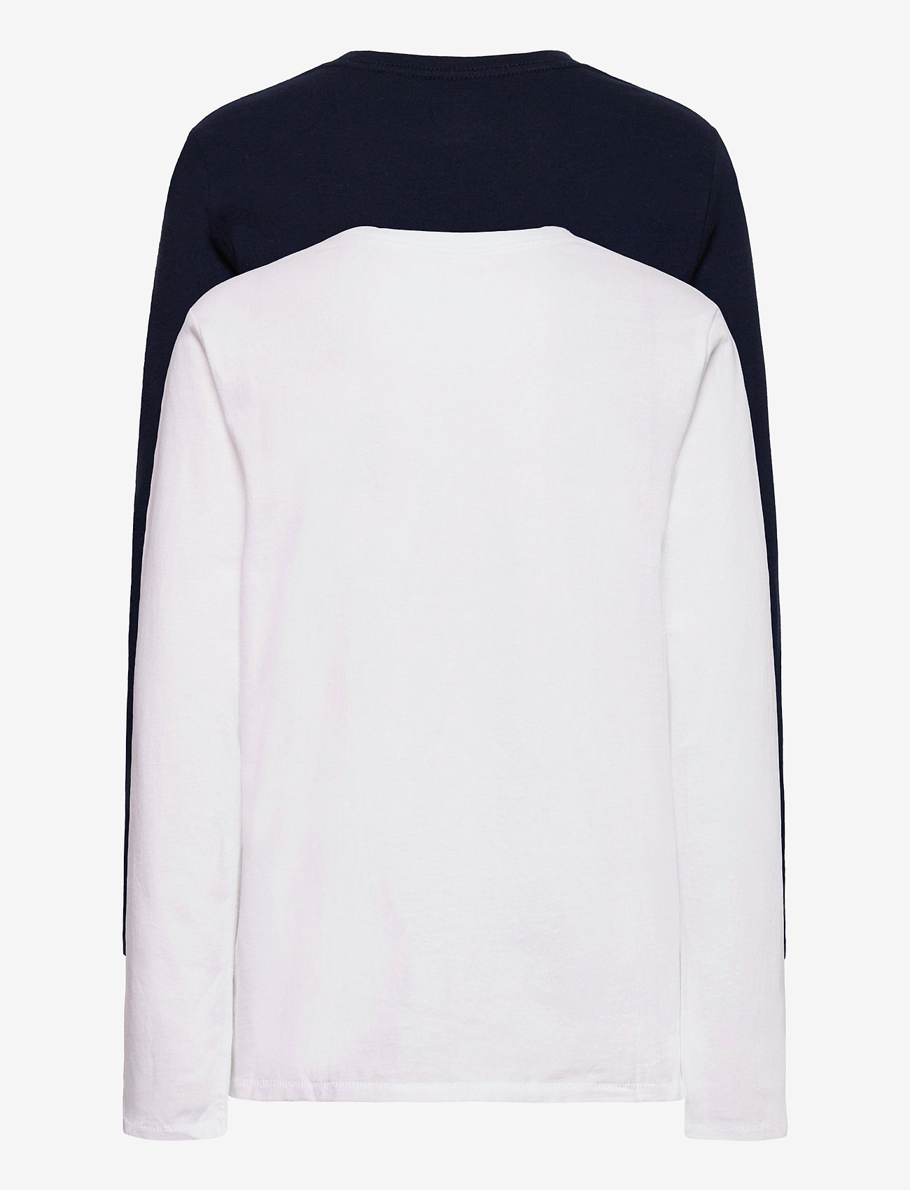 gap raglan tee