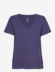 GAP 100% Organic Cotton Vintage V-neck 