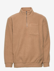 gap sherpa half zip