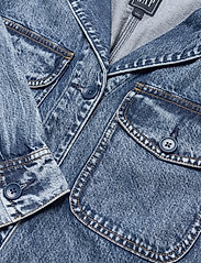denim shirt gap