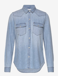 GAP - Shirts | Trendy collections at 