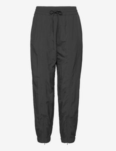 gap nylon pants