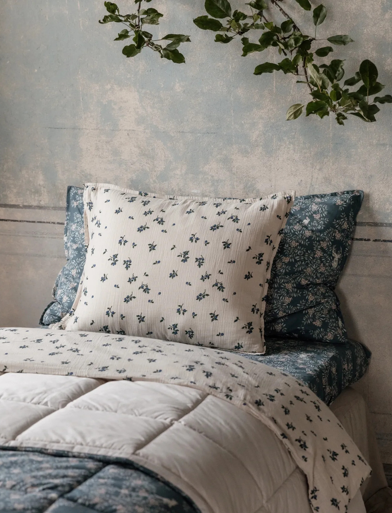 Garbo&Friends Muslin Bed Set Junior, 100X130/ 35X55 cm, Jardim, 100X140/40X45 cm, Multi/patterned, Søvntid > Sengesæt, Børn