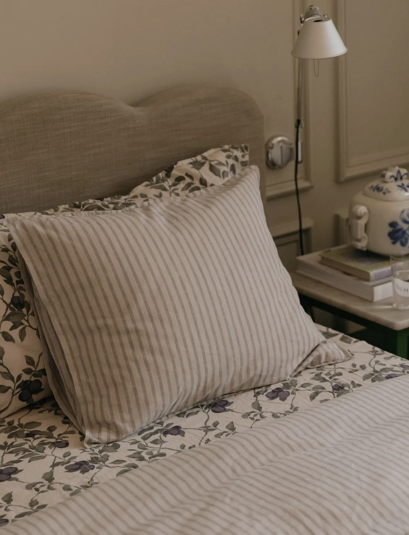 Garbo&Friends Fitted Sheet Double, 180X200X30 cm, Stripe Mauve, 180X200X30 cm/71X78X12INCH, Cream, Søvntid > Sengelinned, Børn