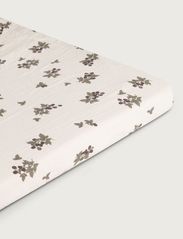 Garbo&Friends - Muslin Fitted Sheet Single - bed sheets - blackberry - 1