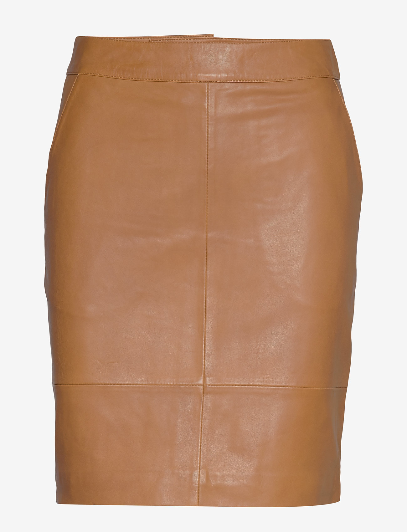 brown skirt