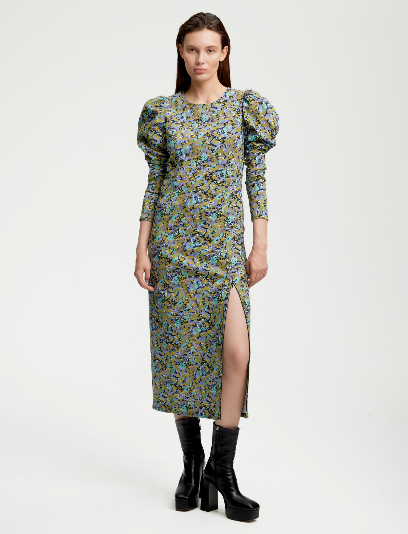 Arinagz - Midi kjoler - Boozt.com
