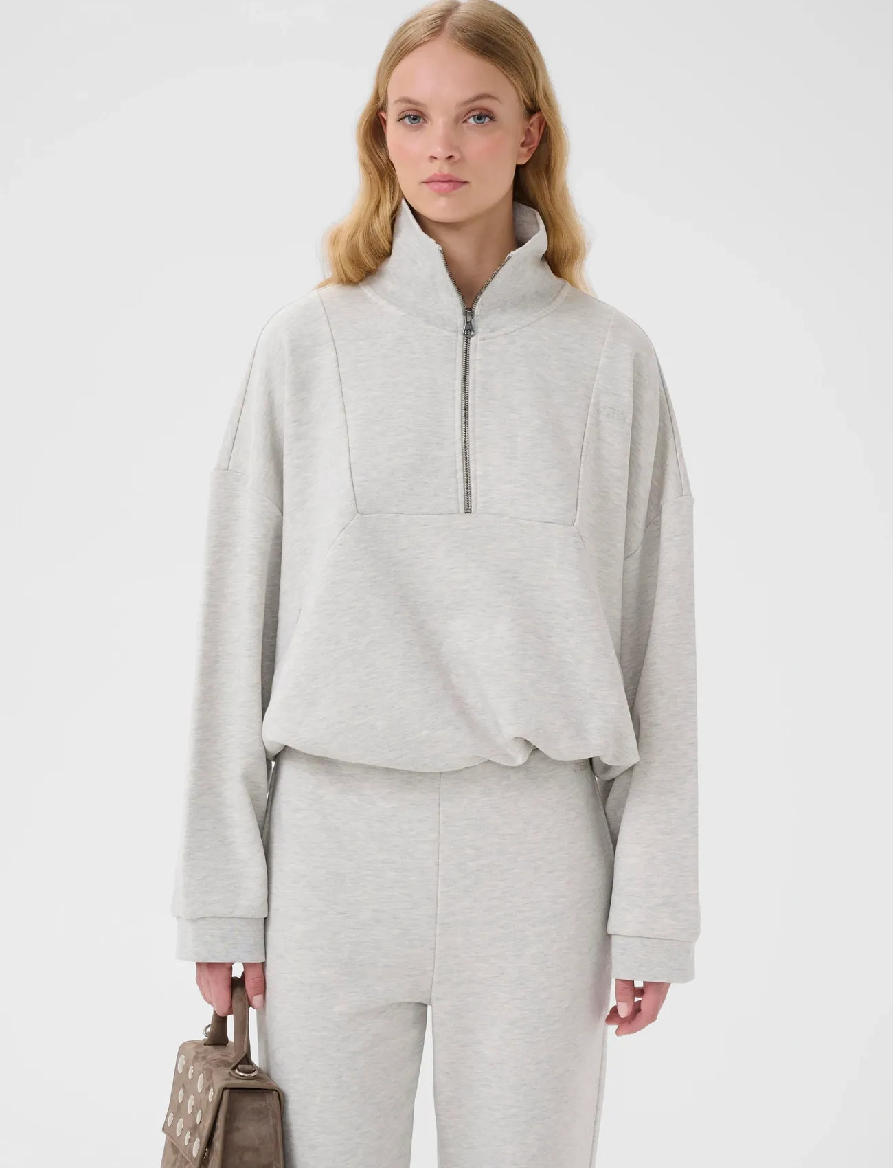 Gestuz Gznormi Sweatshirt, XL, Grey, Sweatshirts & Hættetrøjer > Sweatshirts, Dame