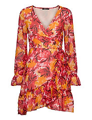 julianna wrap dress gina tricot