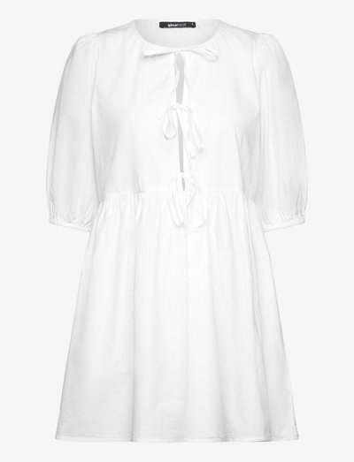 Front tie dress