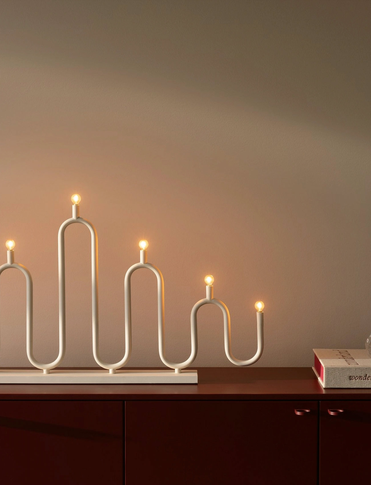 Globen Lighting Candlestick Noel 7, H39 cm, White, Julebelysning > Elektriske Adventsstager, Unisex