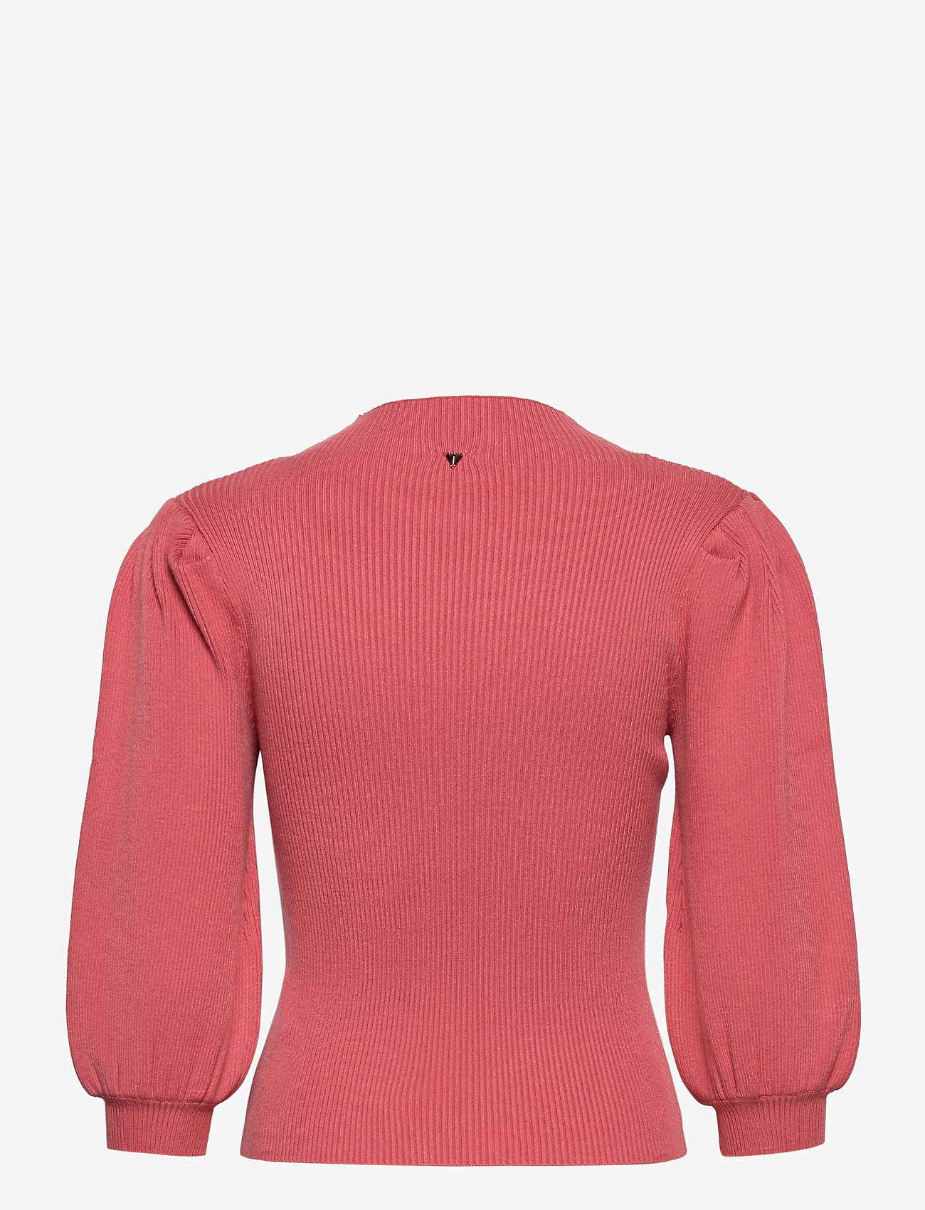 Betsy Turtle Neck Sweater Cedar Rose 349 50 Kr GUESS Jeans 