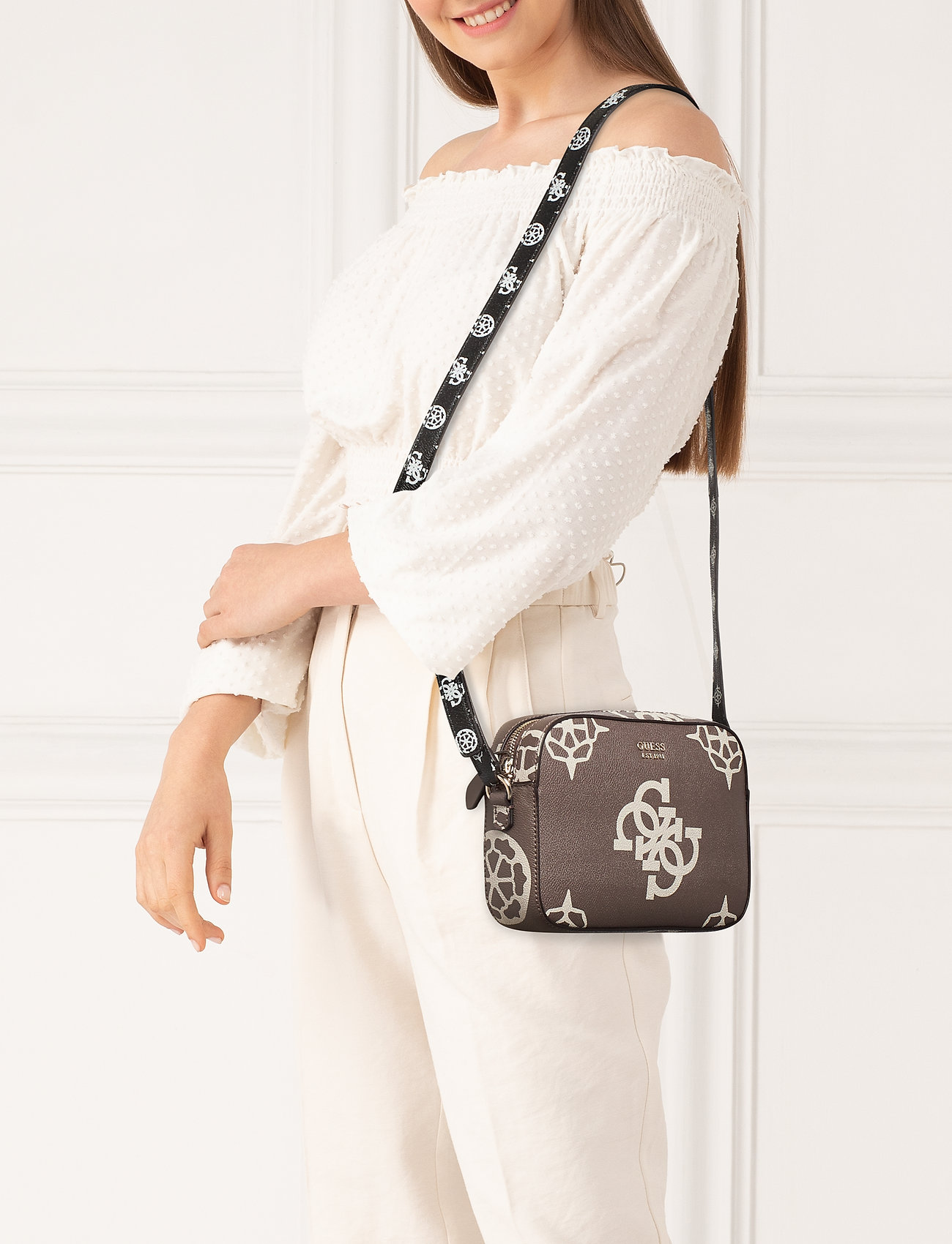 guess kamryn crossbody top zip