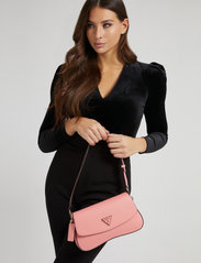 cordelia shoulder bag guess