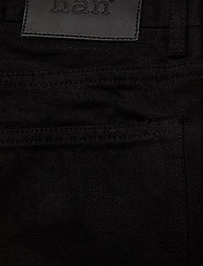 HAN Kjøbenhavn - Tapered Jeans - tapered jeans - black black - 4