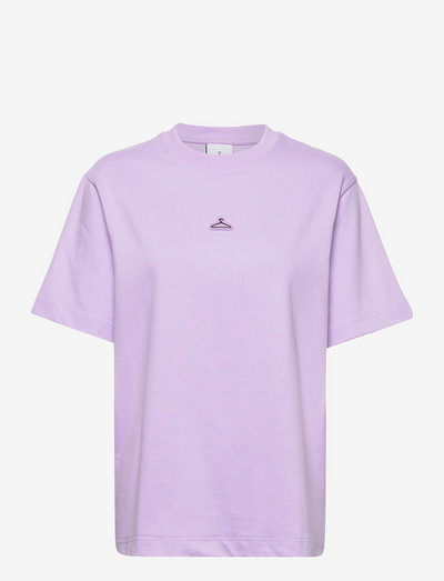 W.Hanger Tee - t-shirts - purple