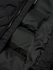 helly hansen urban puffy parka