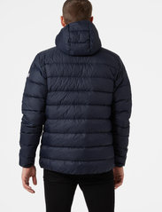 helly hansen svalbard jacket