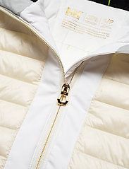 helly hansen avanti jacket