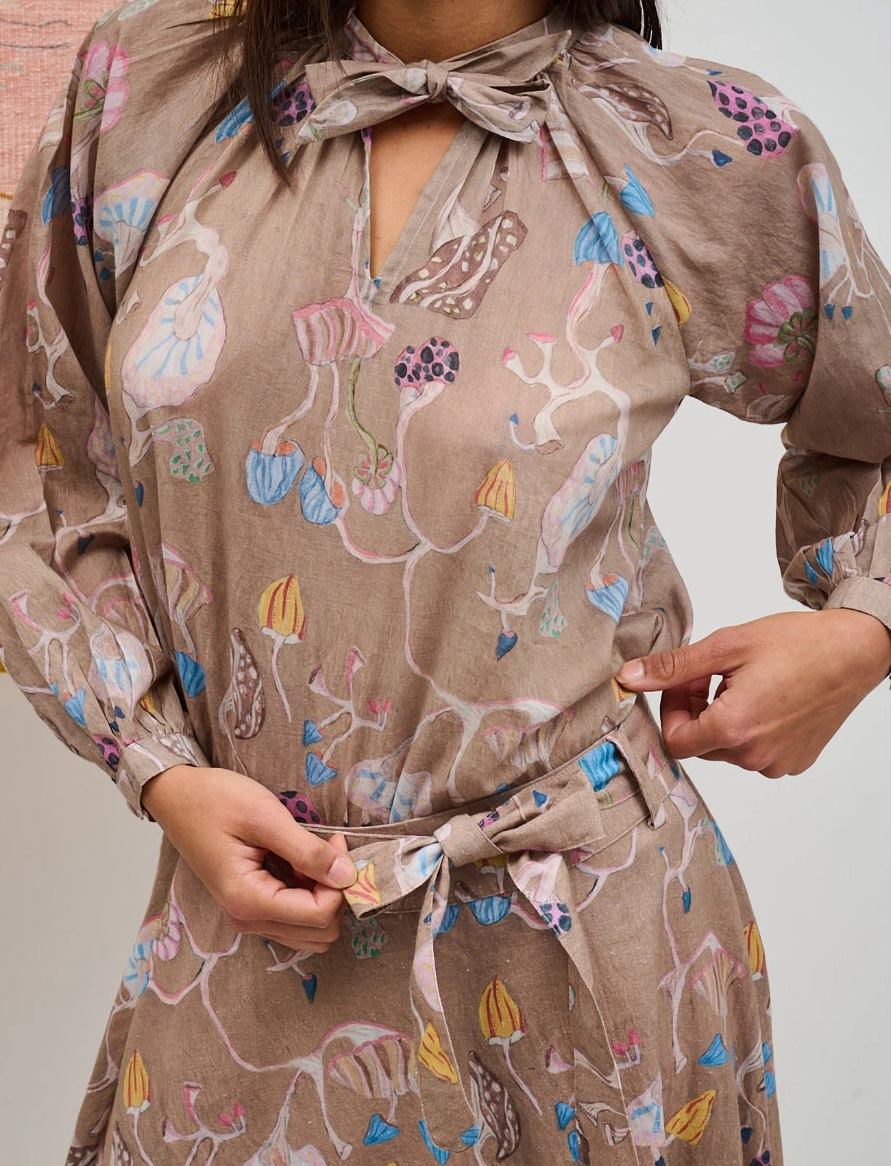 Helmstedt Mona Shirt, XS, Brown, Bluser > Langærmede, Dame
