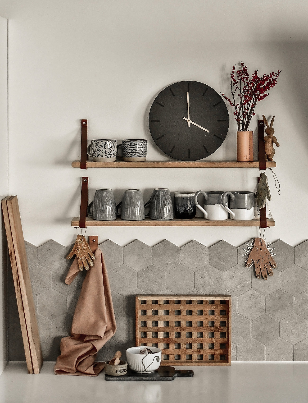 Hemverk Gunpowder, Ø 38 cm, Silver, Ure > Vægure, Unisex