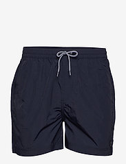 henri lloyd shorts