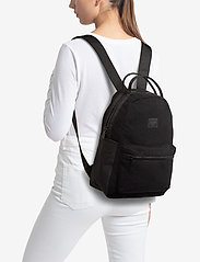 herschel nova small backpack