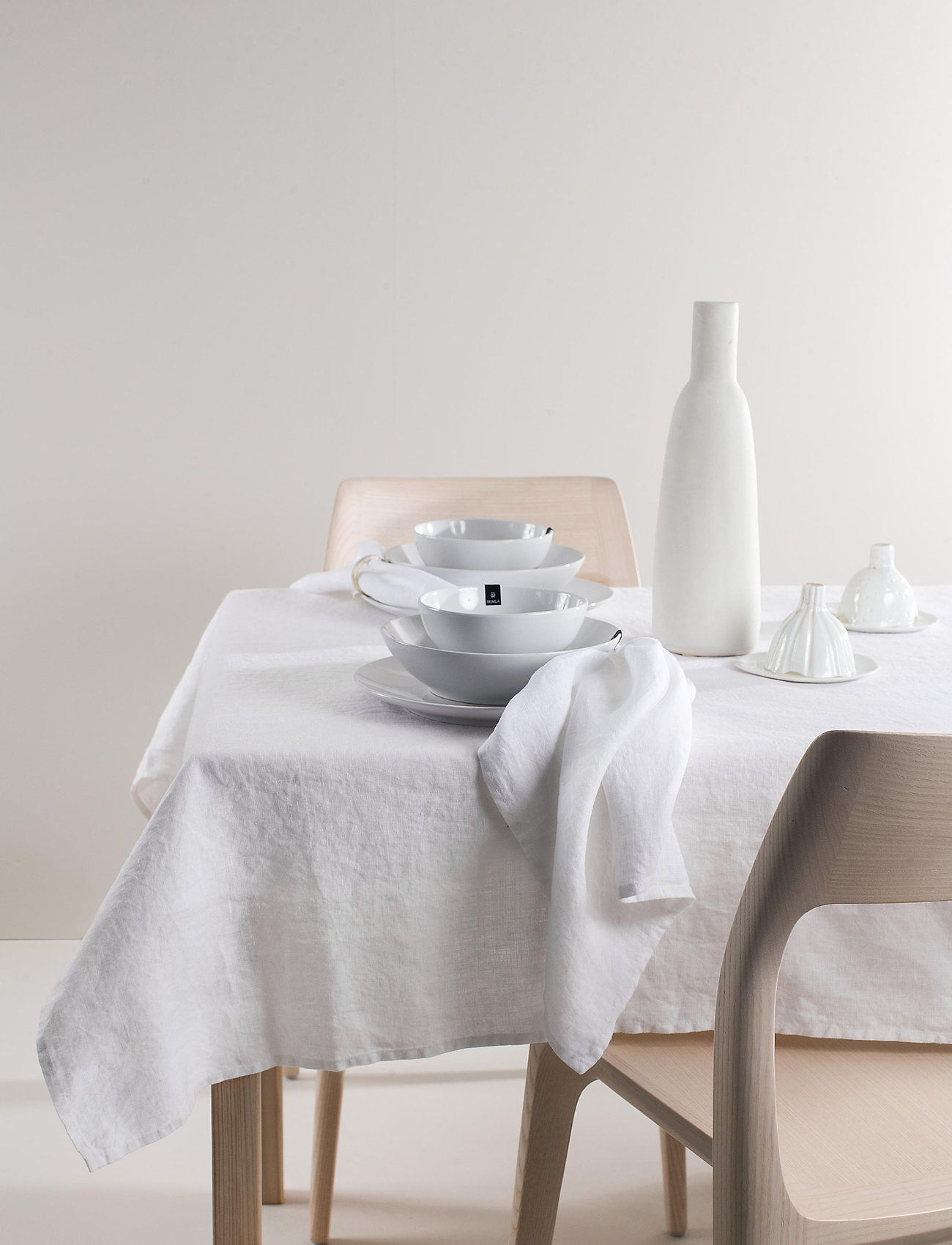 Himla - Sunshine Tablecloth - tischdecken & tischläufer - white - 1