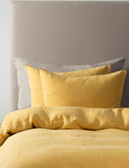 Himla - Sunshine Pillowcase - poszewka - honey - 1