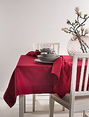 Himla - Ebba Tablecloth - tischdecken & tischläufer - deep red - 1