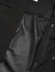 HOLZWEILER - Flow Jacket 22-02 - light coats - black - 7