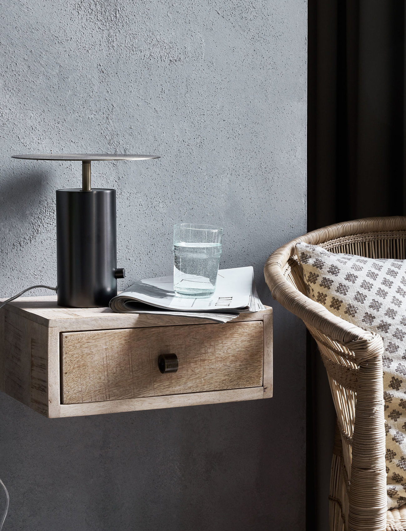 house doctor Side Table, Bedsi, Nature, One Size, Brown, Borde > Sideborde Og Små Borde, Unisex