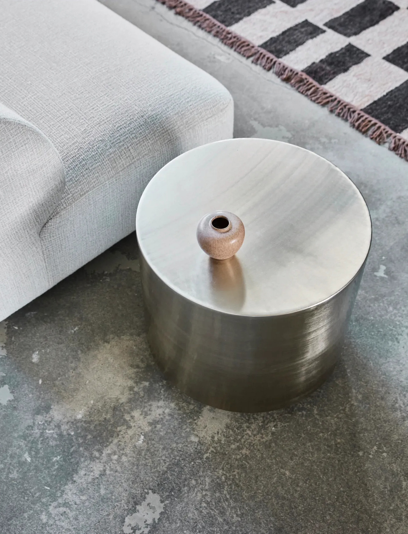 house doctor Side Table, Hdstep, Brushed Silver Finish, One Size, Silver, Borde > Sideborde Og Små Borde, Unisex