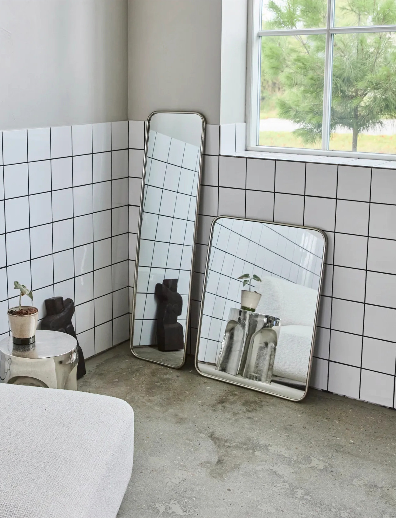 house doctor Wall Mirror, Hdmirror, Brushed Silver Finish, One Size, Silver, Spejle > Vægspejle, Unisex
