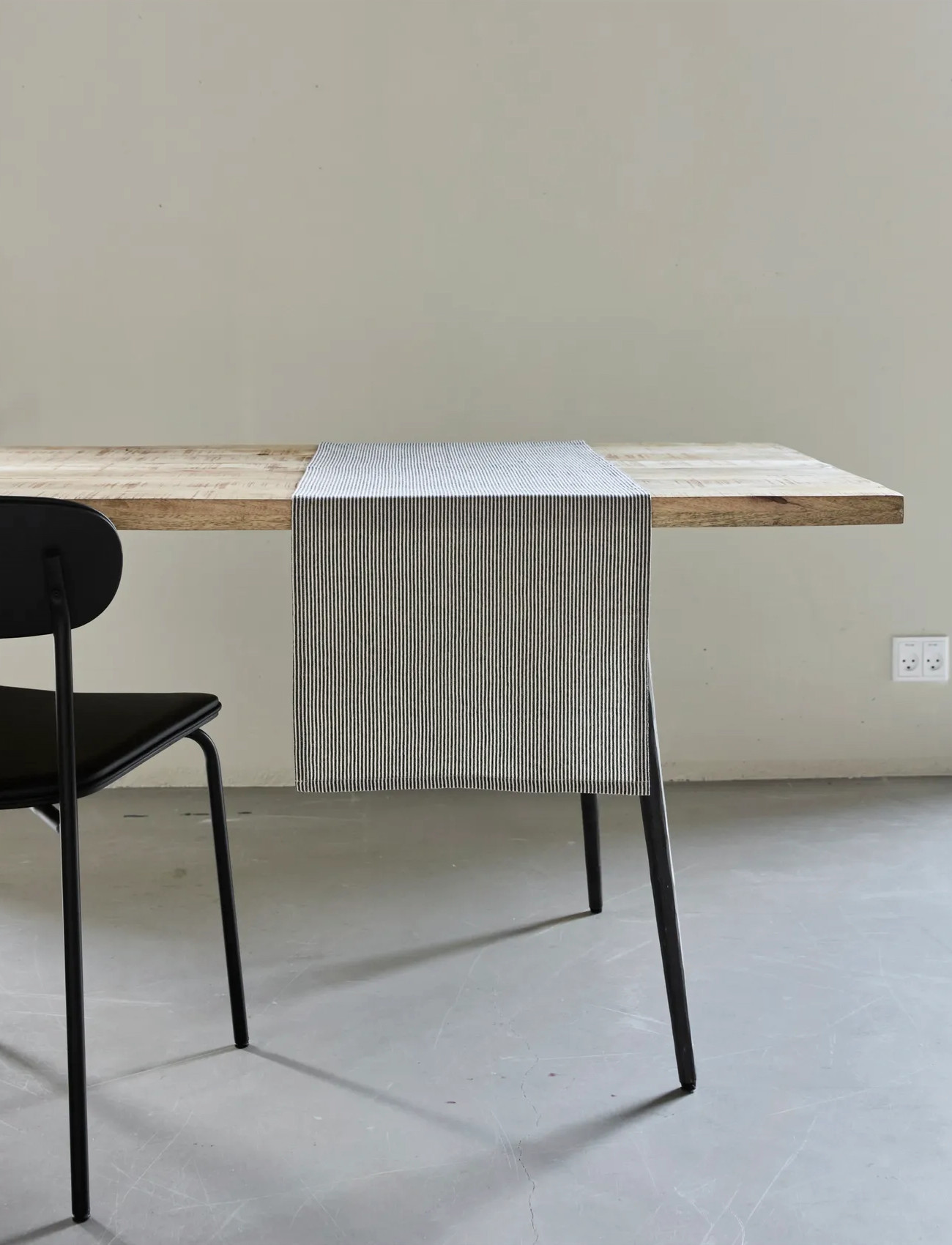 house doctor Table Runner, Hdblock, Sand, Black, 140X40 cm, Black, Køkkentekstiler > Duge Og Bordløbere, Unisex