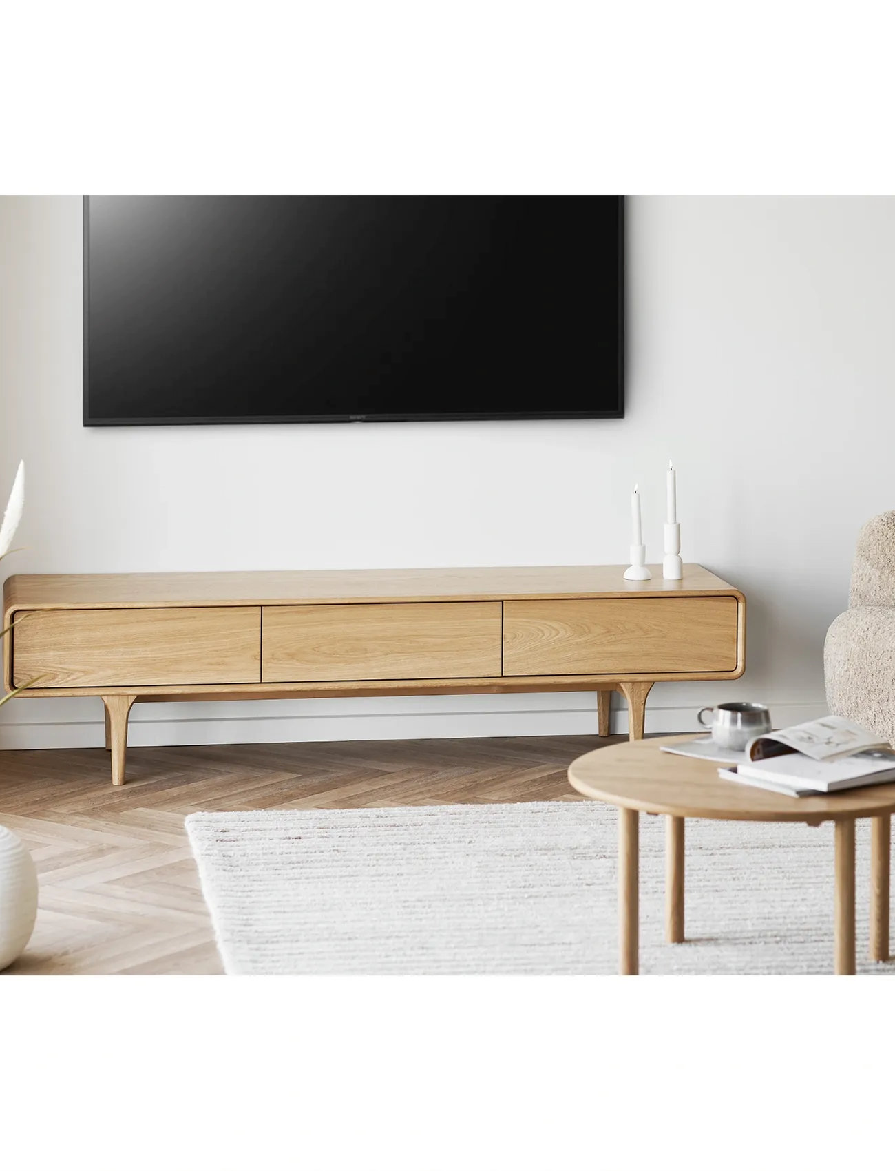 House Nordic Ada - Tv-Bench, Oak, 180X45X45 cm, 45X180X45 cm, Møbler > Skab, Unisex