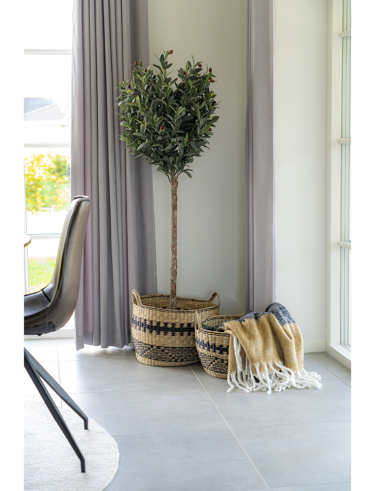 House Nordic Aina - Blanket - Plaid, Black/White/Brown 170X130 cm, 130X170 cm, Multi/patterned, Puder & Tæpper > Tæpper & Plaider, Unisex